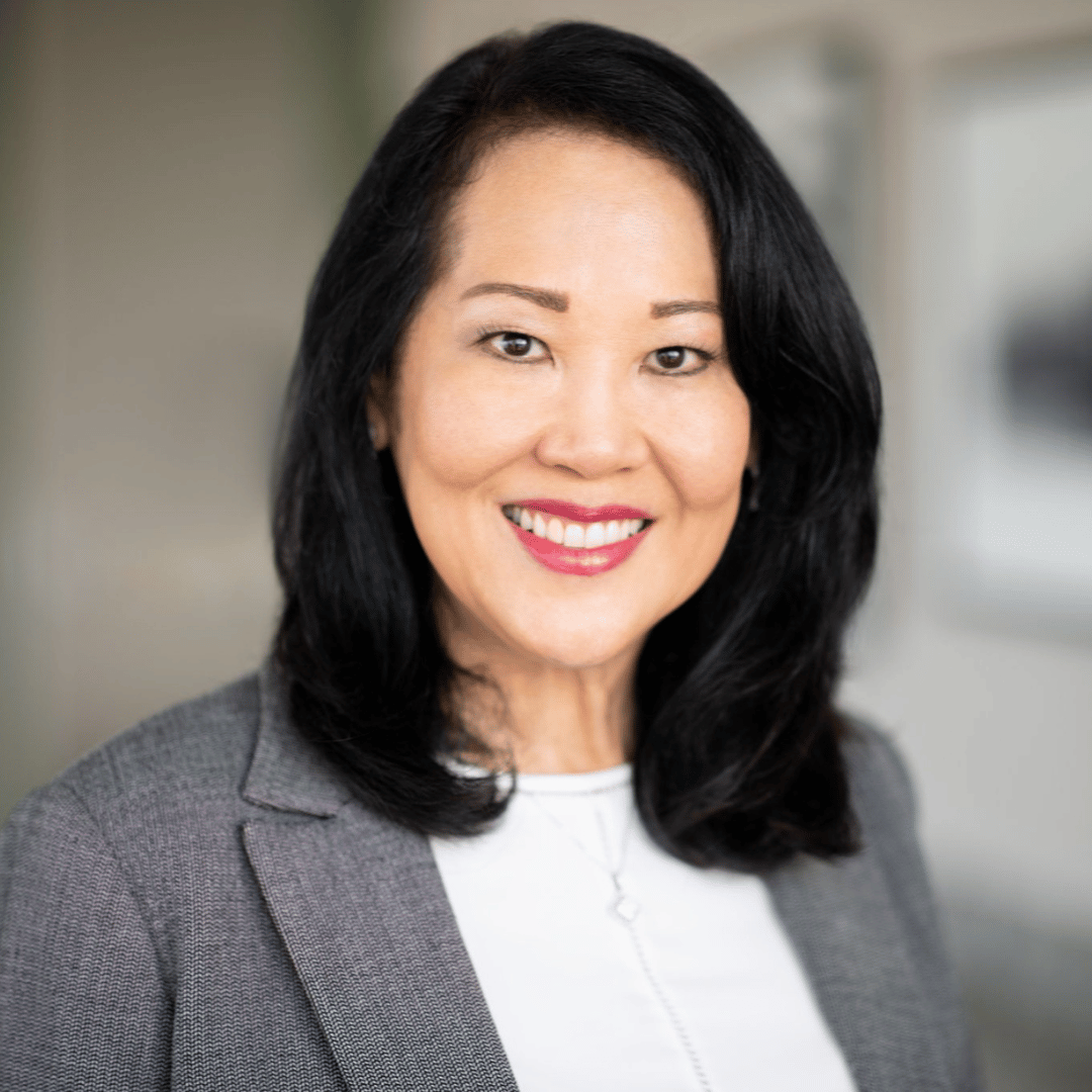 Wendy Peterson headshot